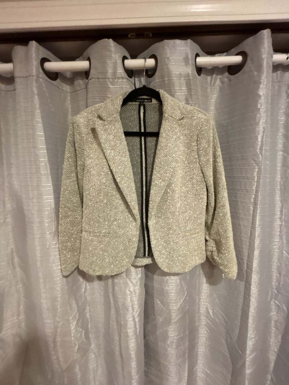 Amanda & Chelsea Bouclé Tweed Scrunch Sleeve Blazer